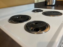 Stovetop heating elements didn’t fit the stove and didn’t work.