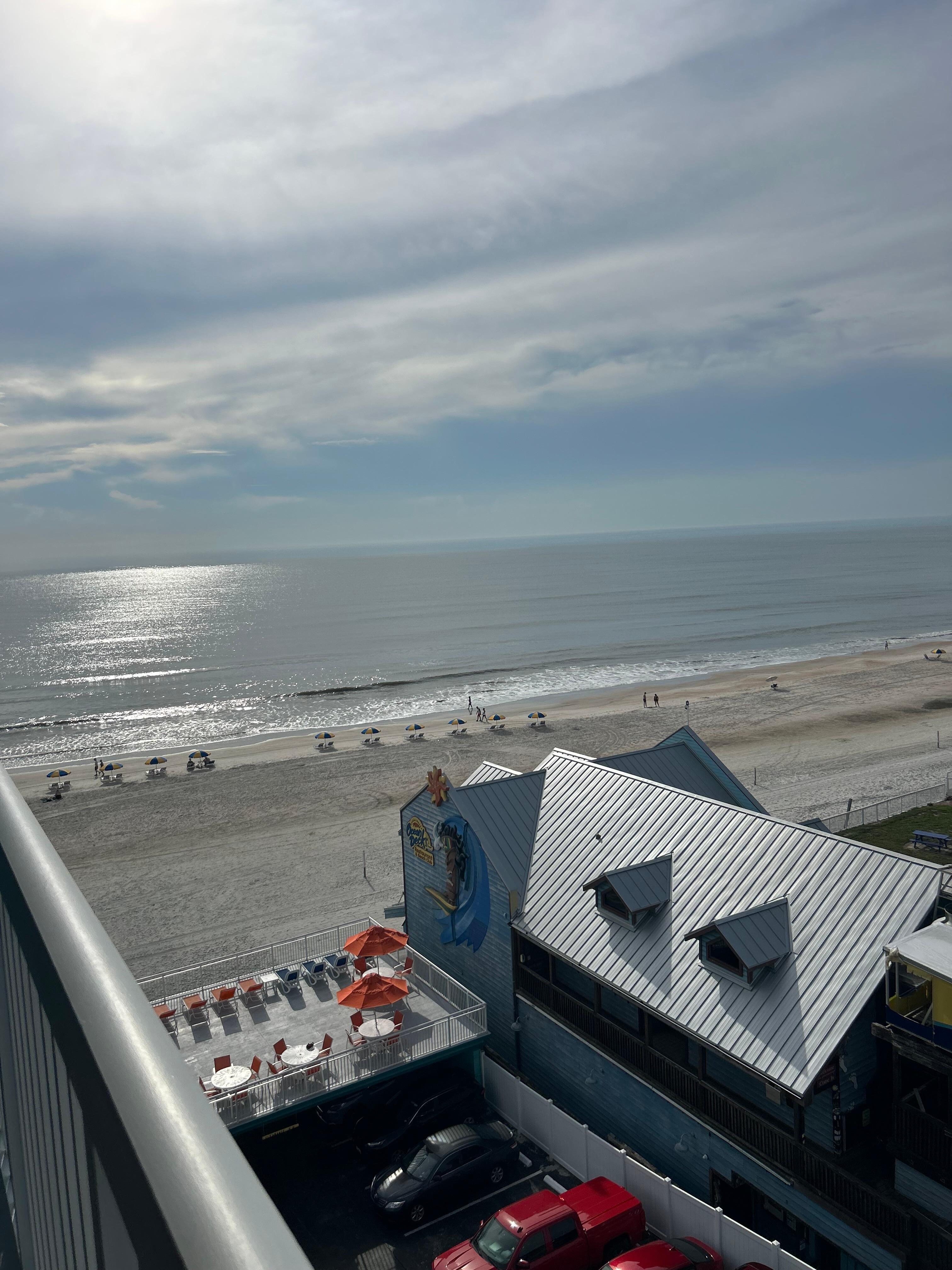 7th floor side of the hotel,  beach view from balcony