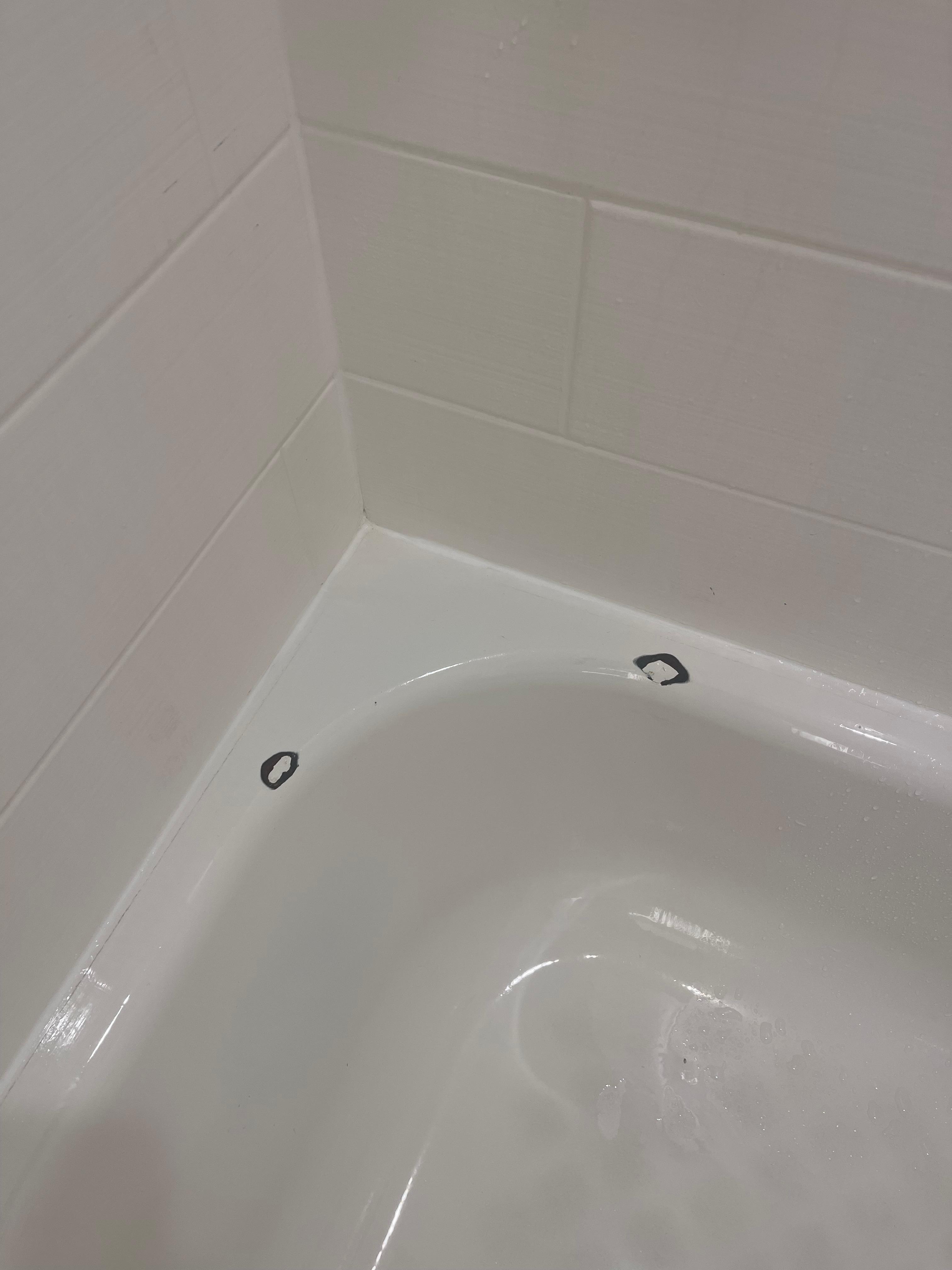 Tub was old and dirty