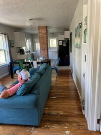 Living area, kitchen