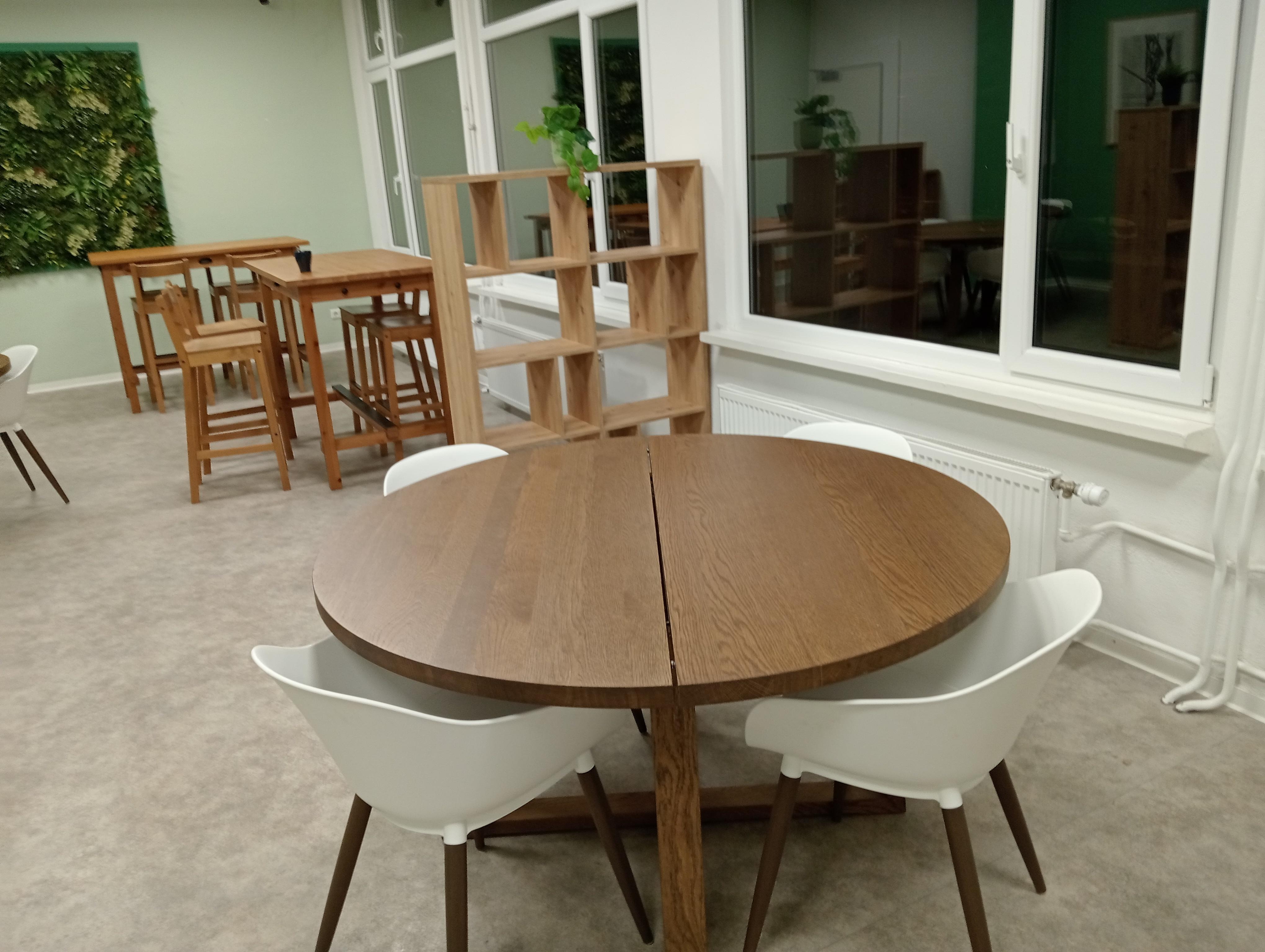 Keuken en relaxruimte