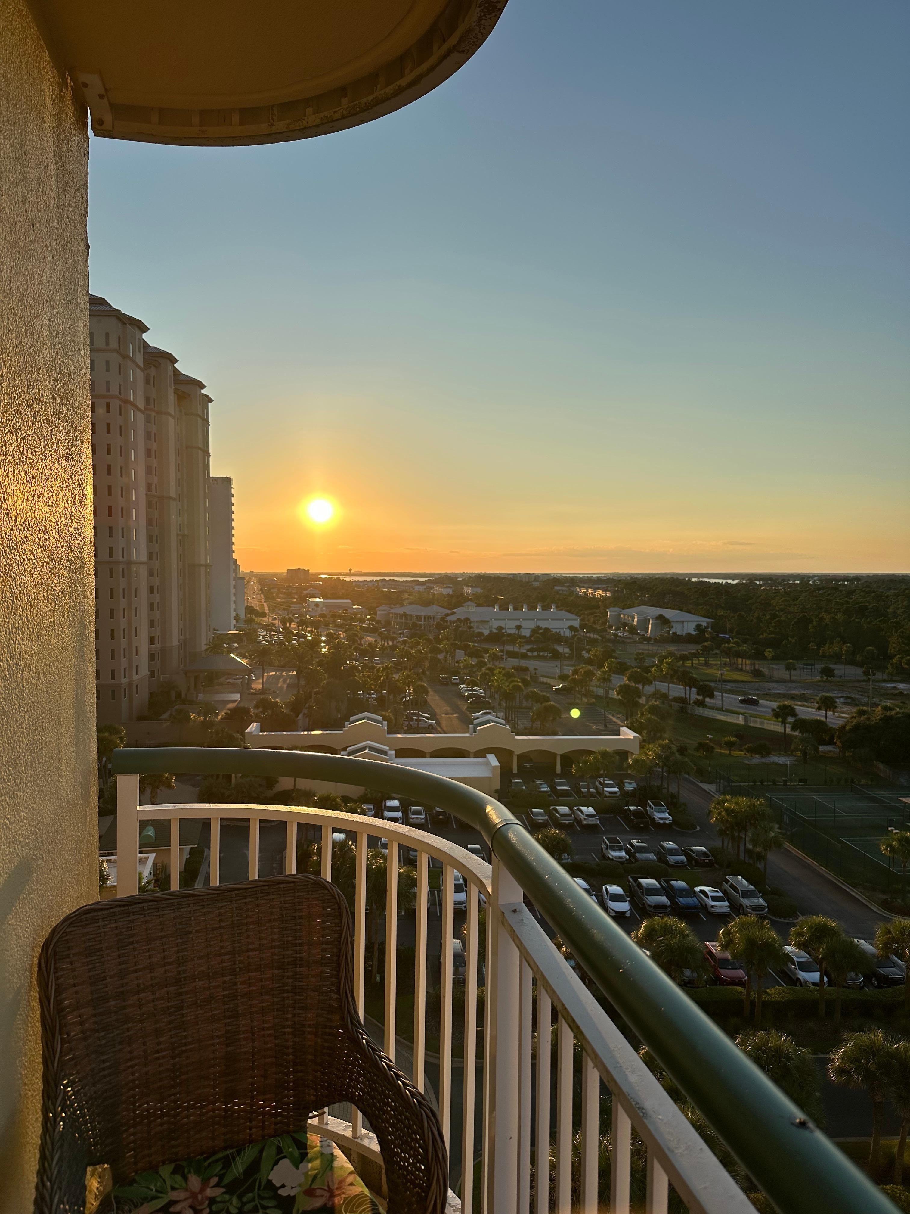 Small balcony off the 2nd bedroom
