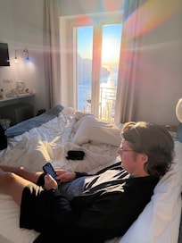 Brightest room - so pretty!