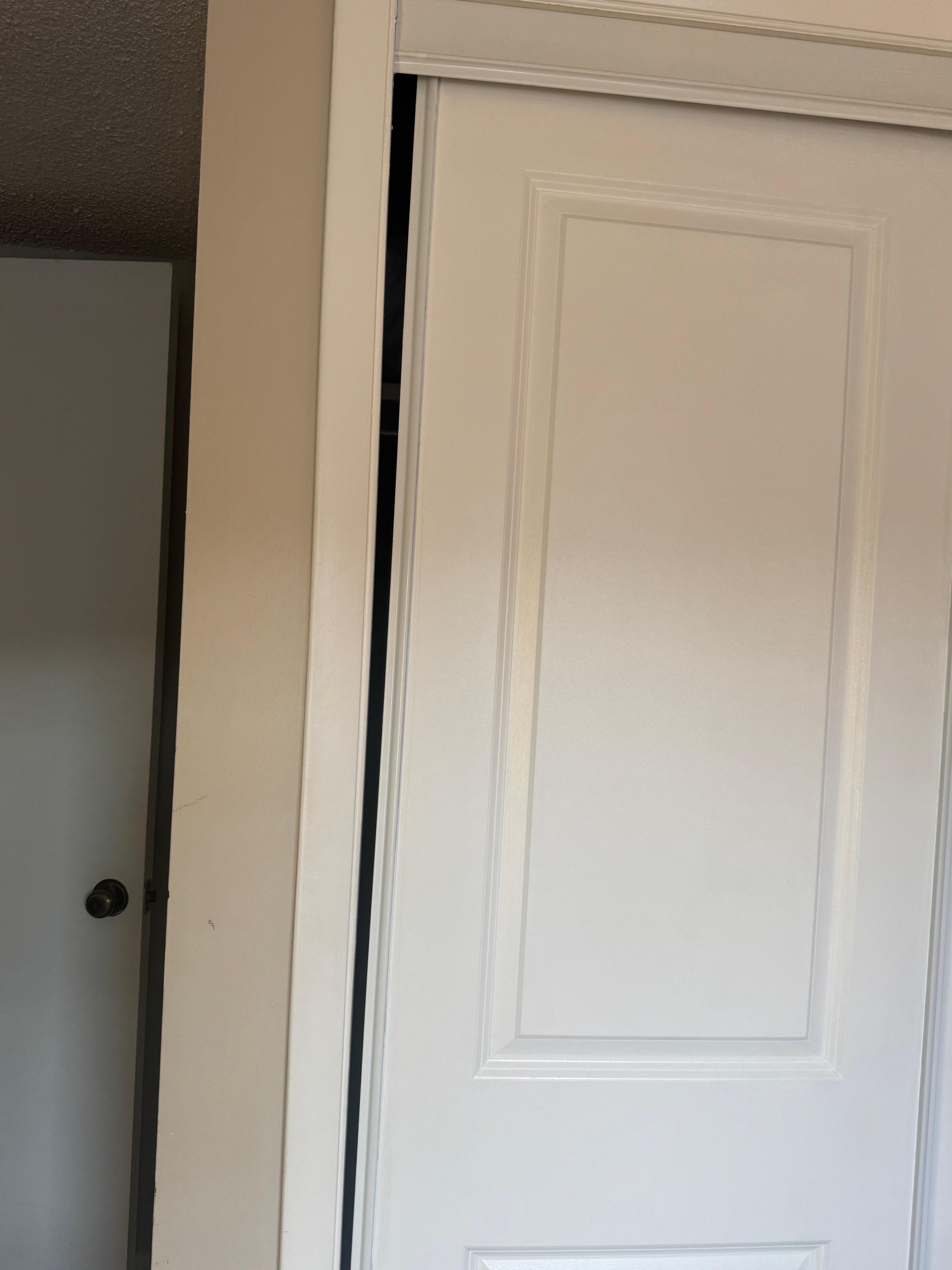 Closer door