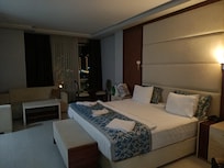 Temizdi ve rahatça yattık.