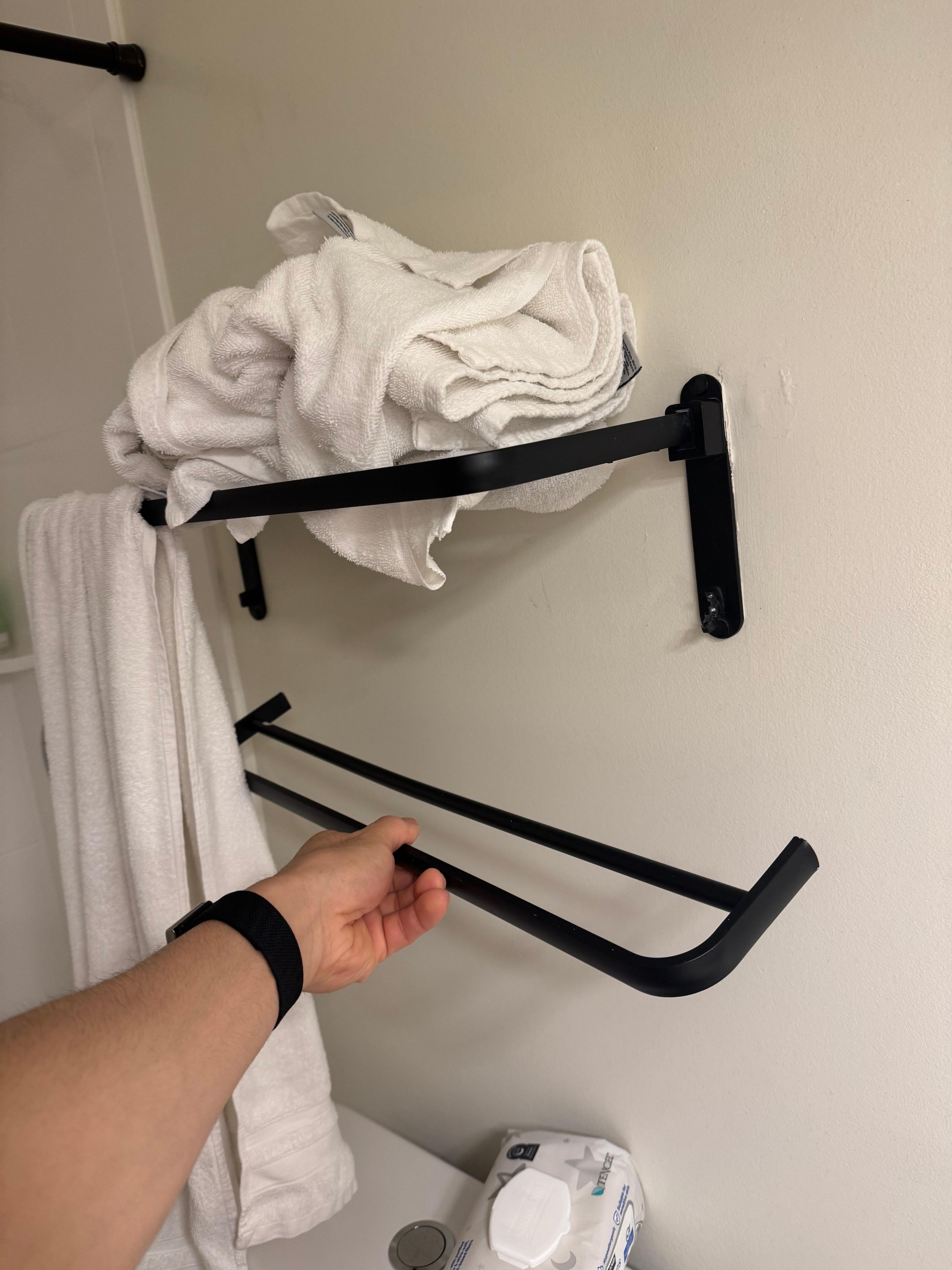 Broken towel rack 