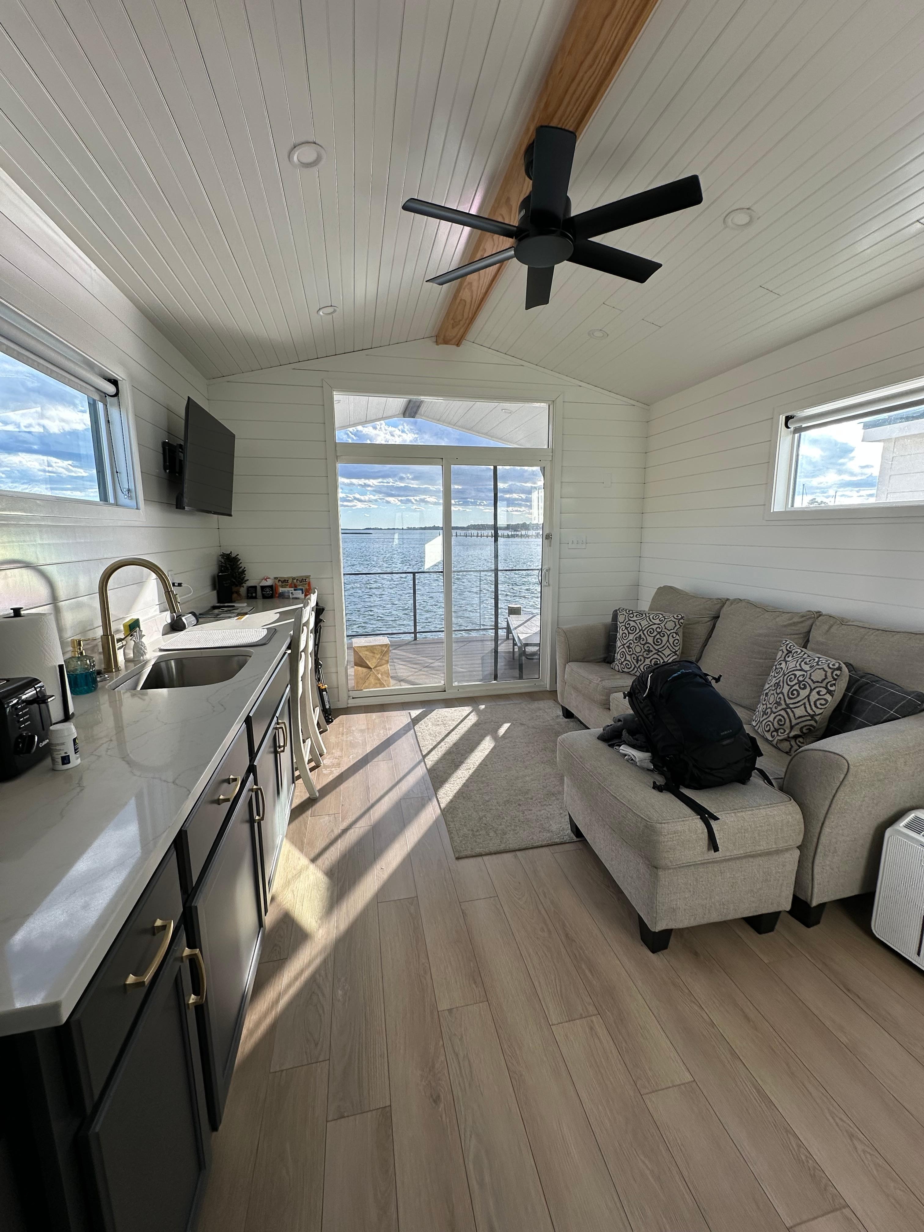 Main living space/kitchenette.