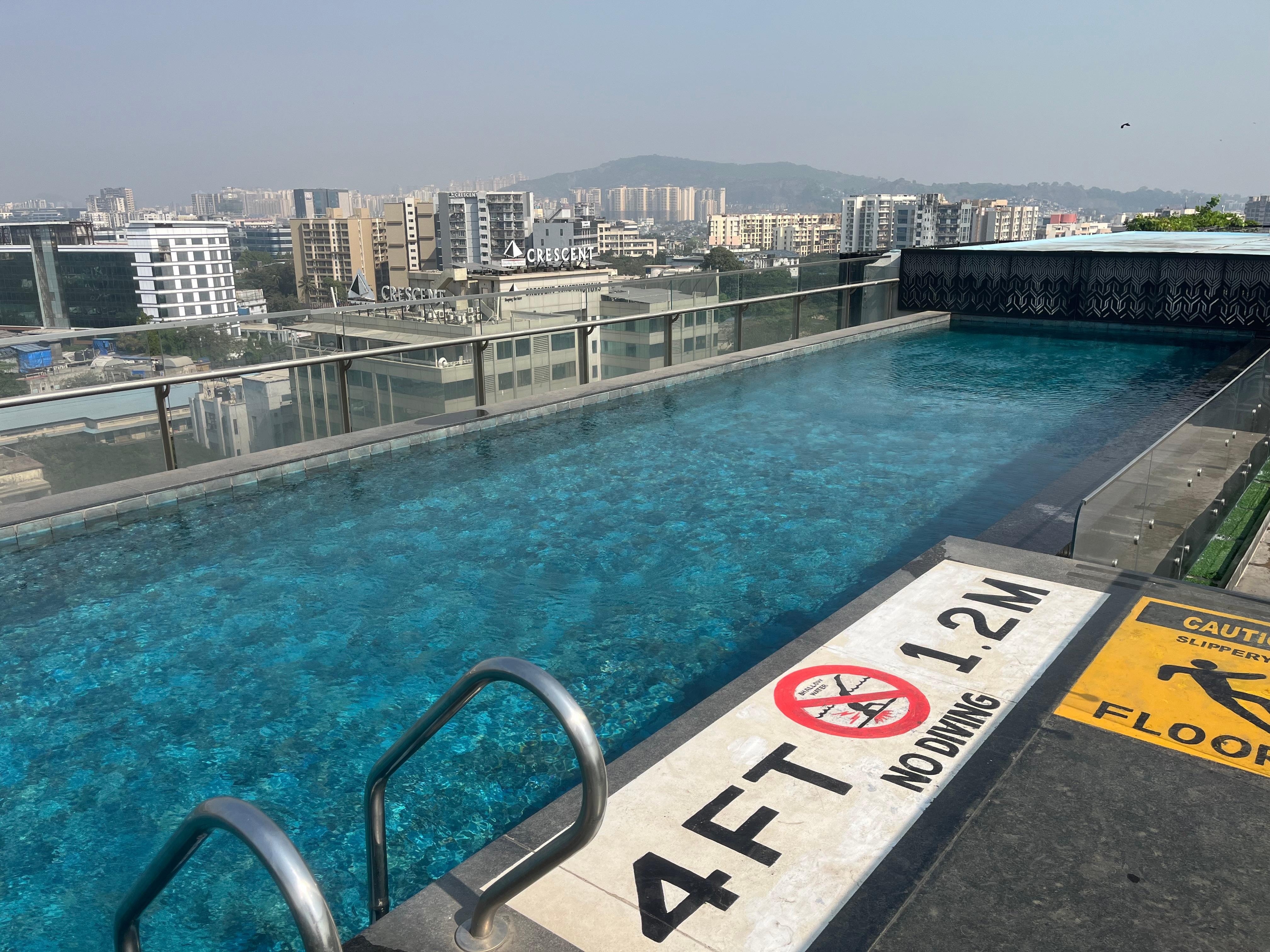 Piscine au dernier étage 