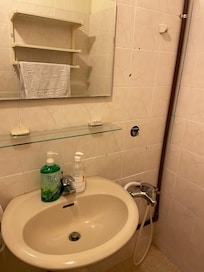 お湯の出は良いです。