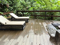 Treehouse bungalows