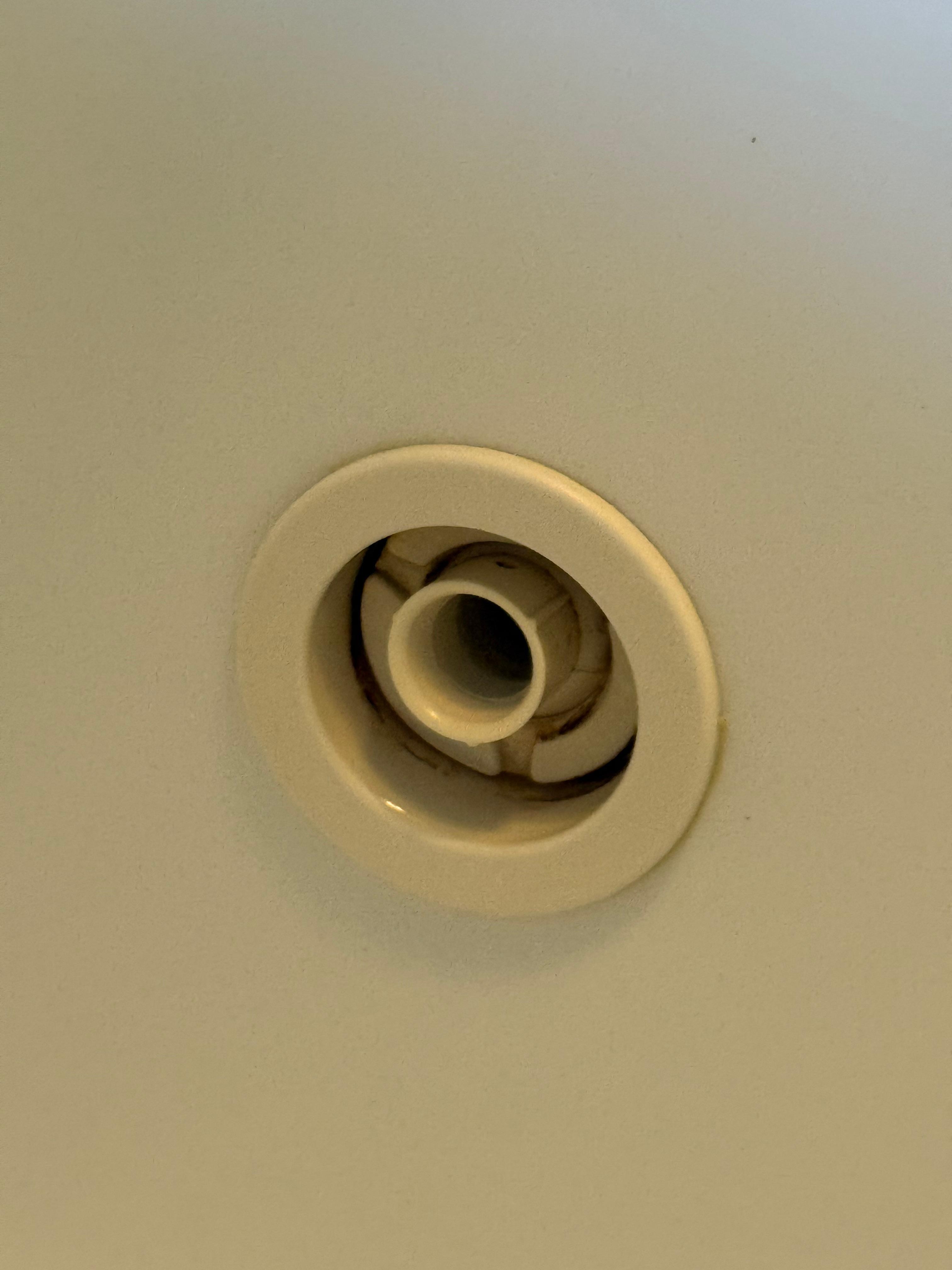 Gross tub jets