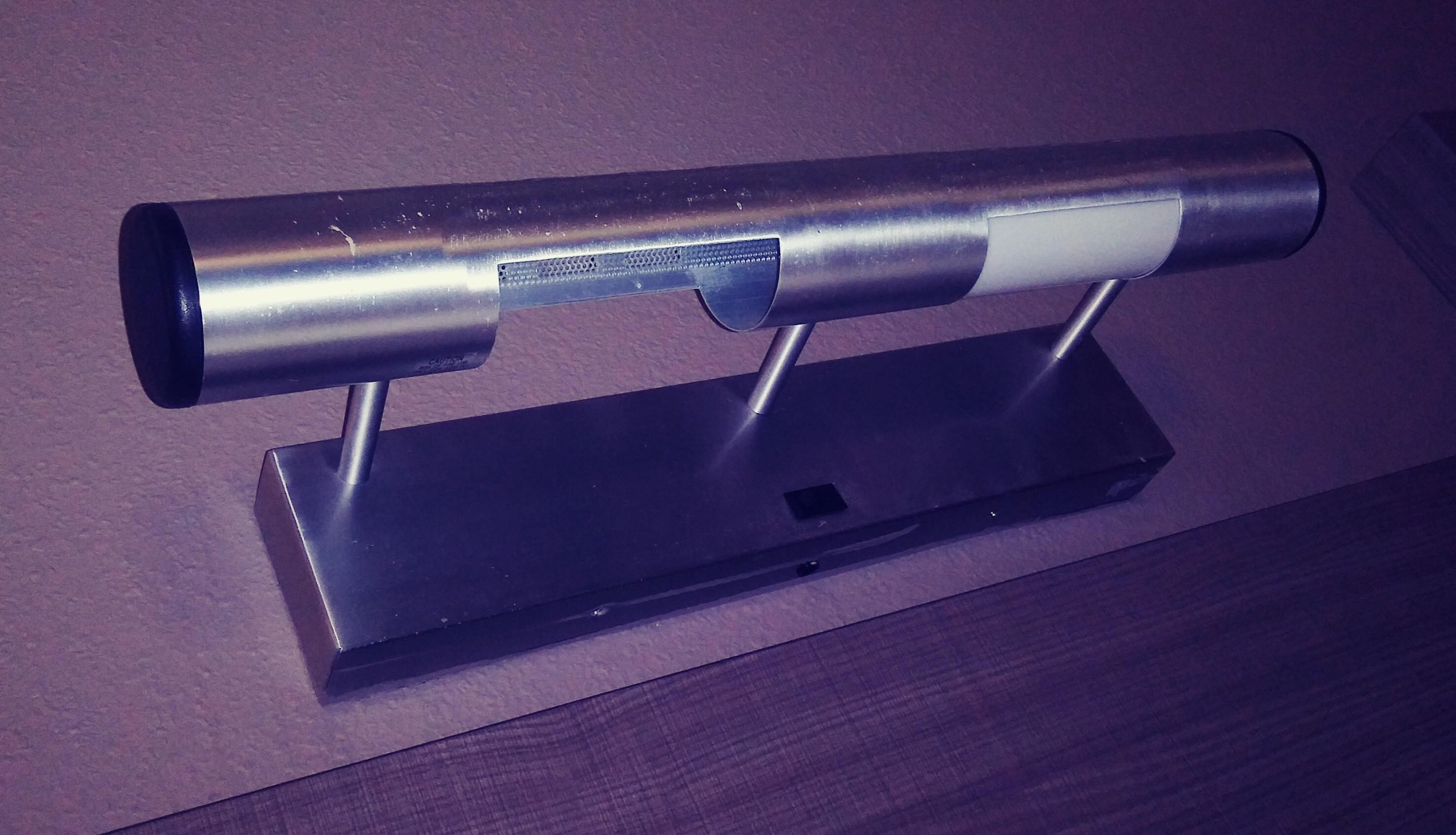 lamp was not working and missing a bulb. bulb was flipped to other socket but still remains without one bulb.