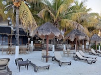 Cocos and Grill