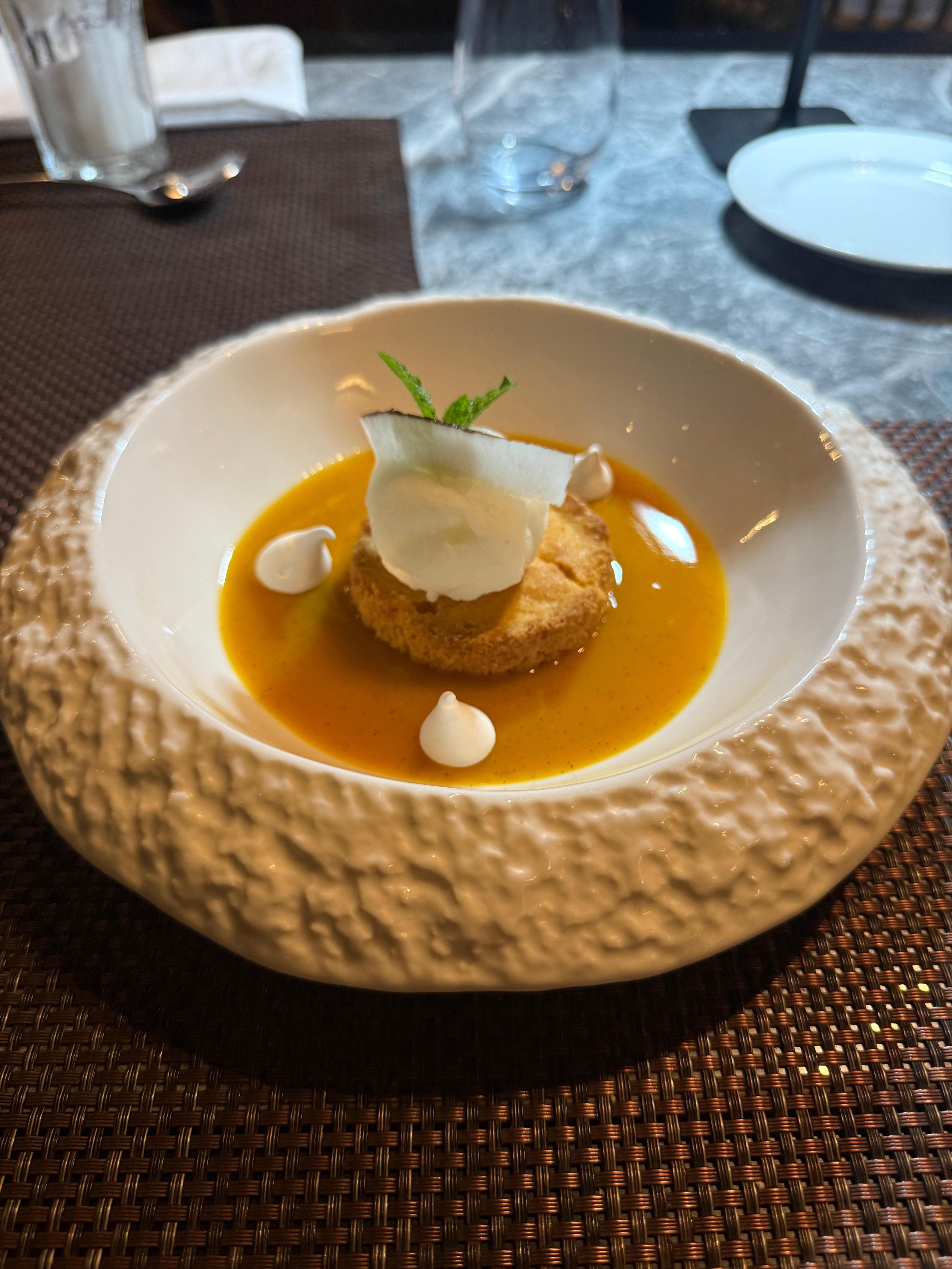 Mango sauce and lime sorbet dessert