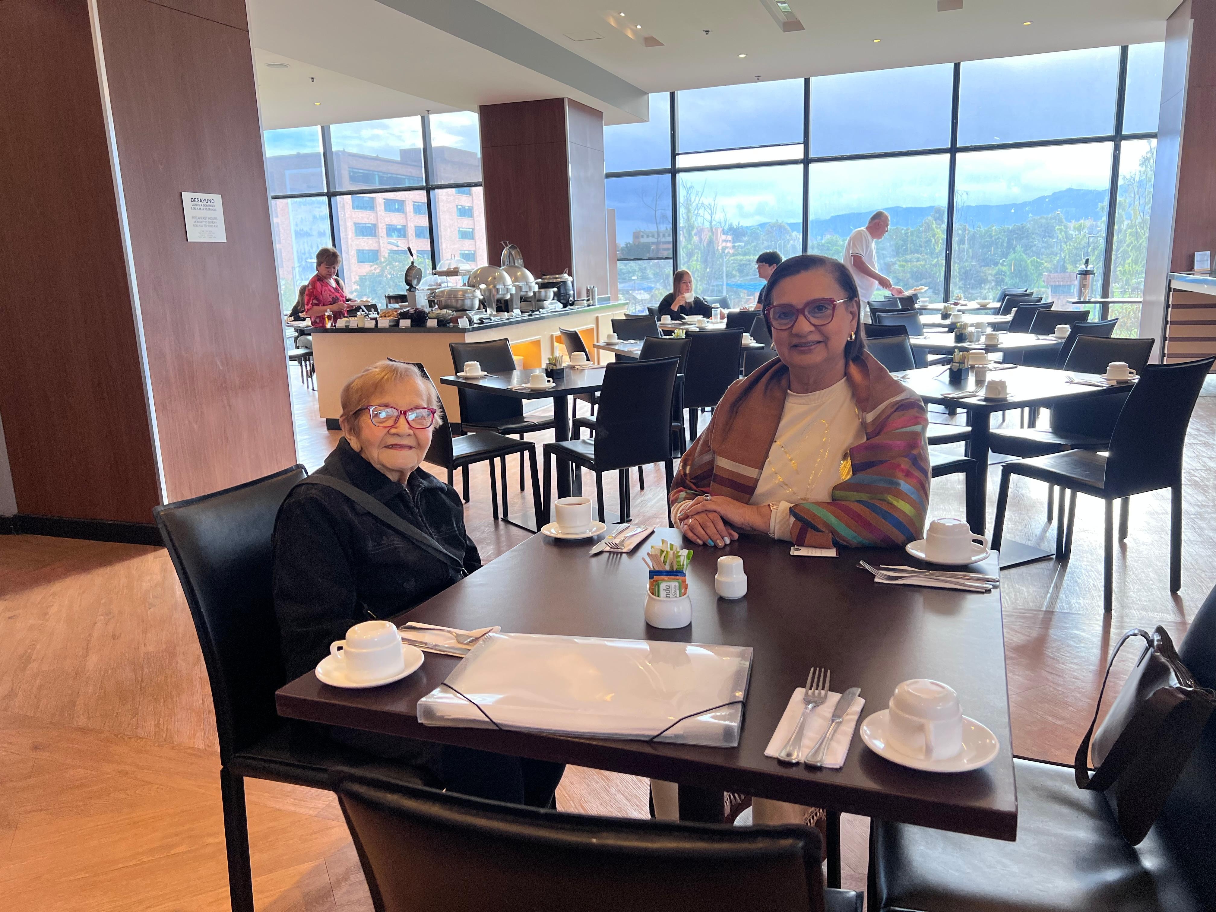 El Restaurante lugar bello, fino, limpio y el personal excelente