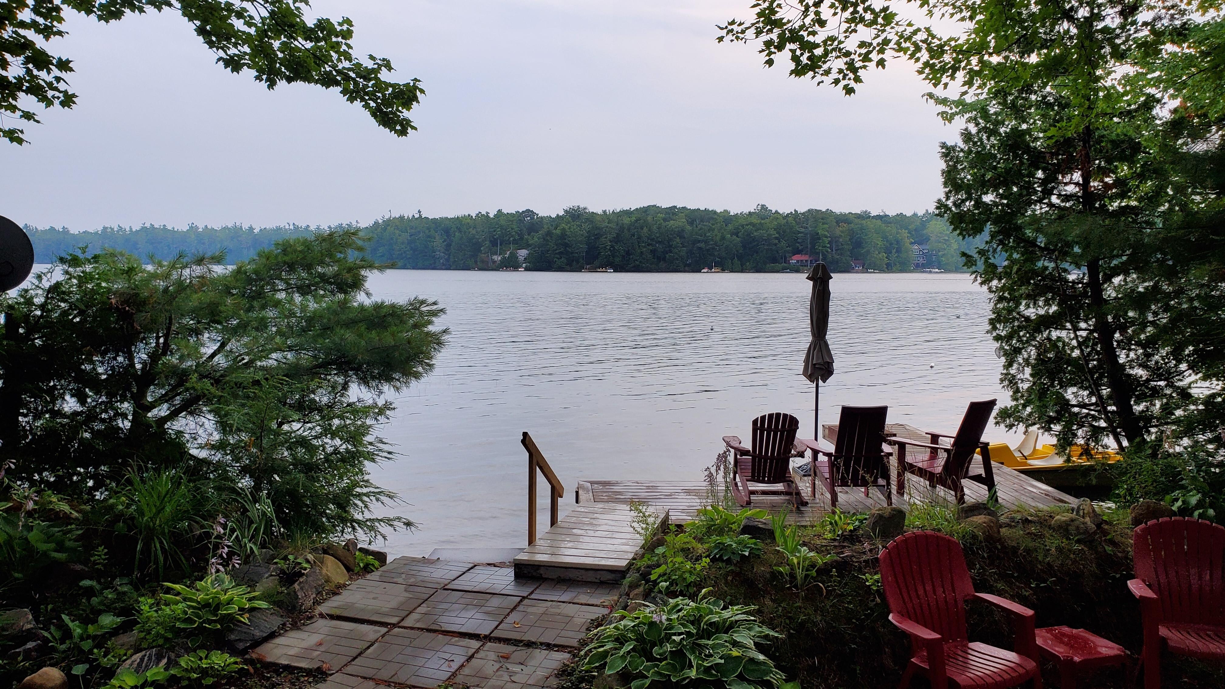 A great waterfront, perfect for a relaxing afternoon including dips into the lake.