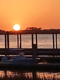 Sunset at The Old Daufuskie Crab Co.