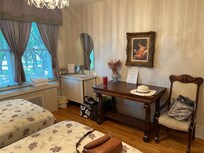 Quaint room