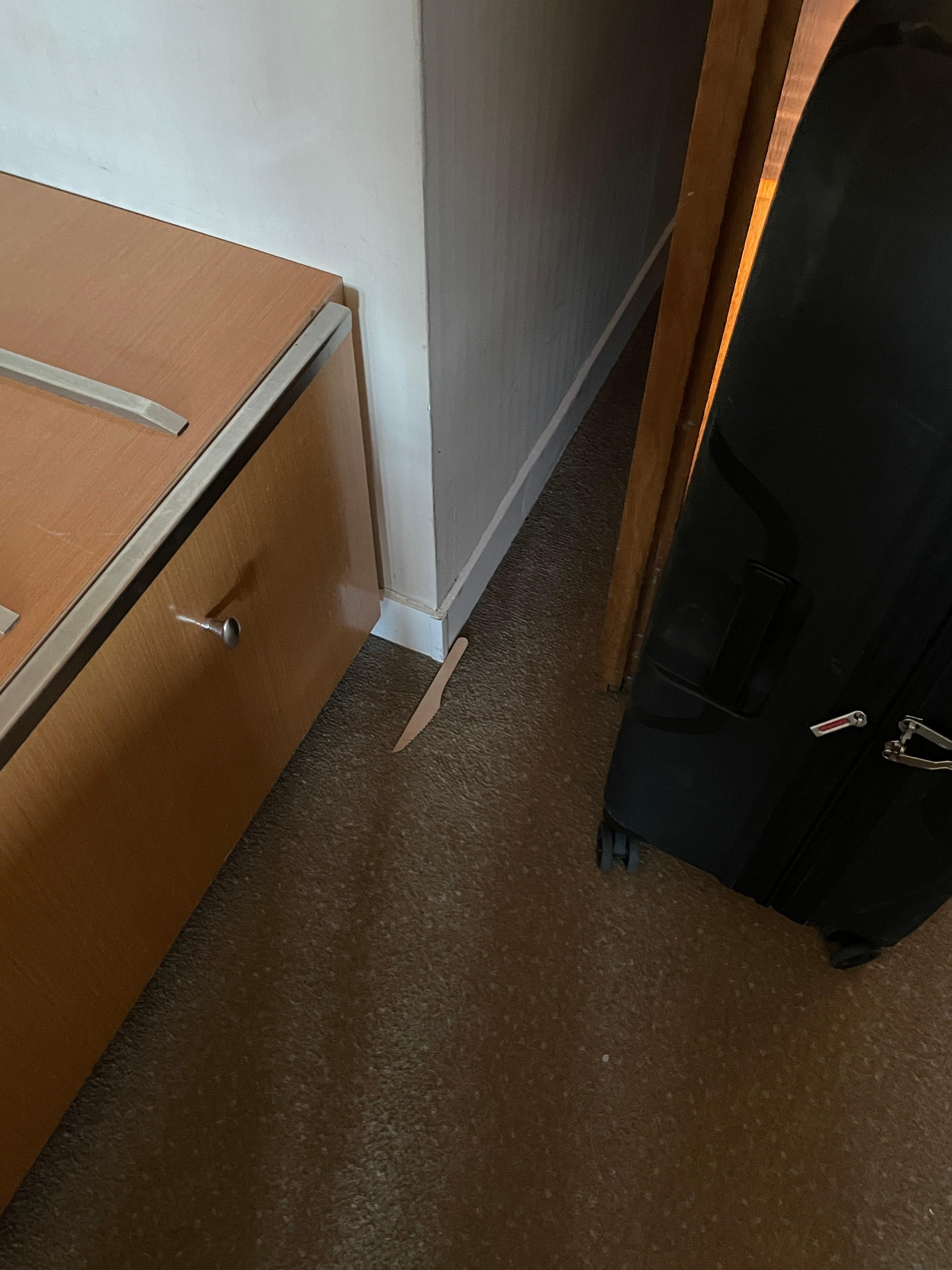 Knofe on floor