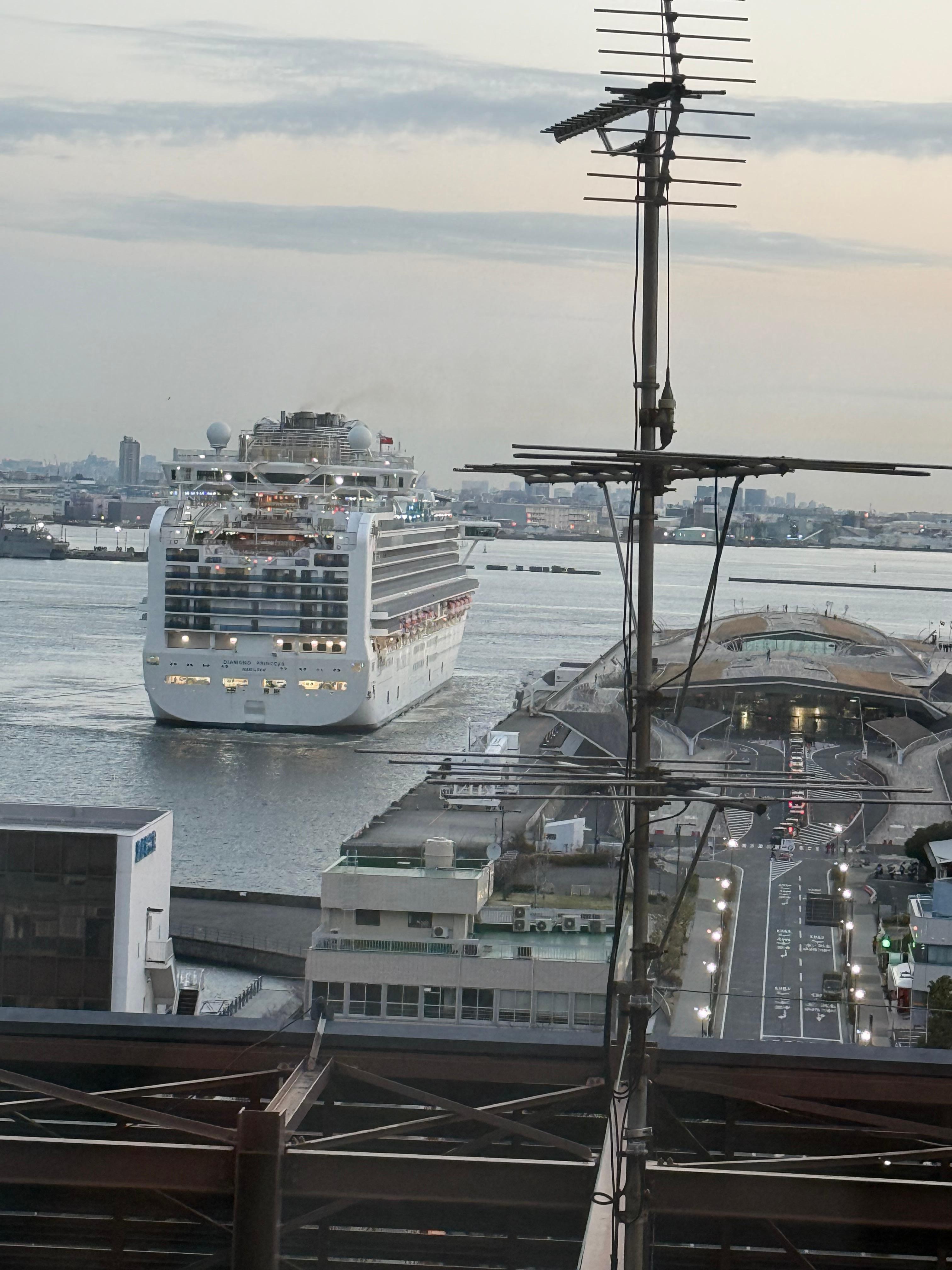 Cruise ship arriving at Osanbashi pier