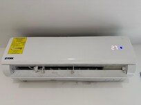 Después de más de una hora el aire nunca bajó de esa temperatura, inclusive en otra habitación a las que nos cambiaron pasó lo mismo.