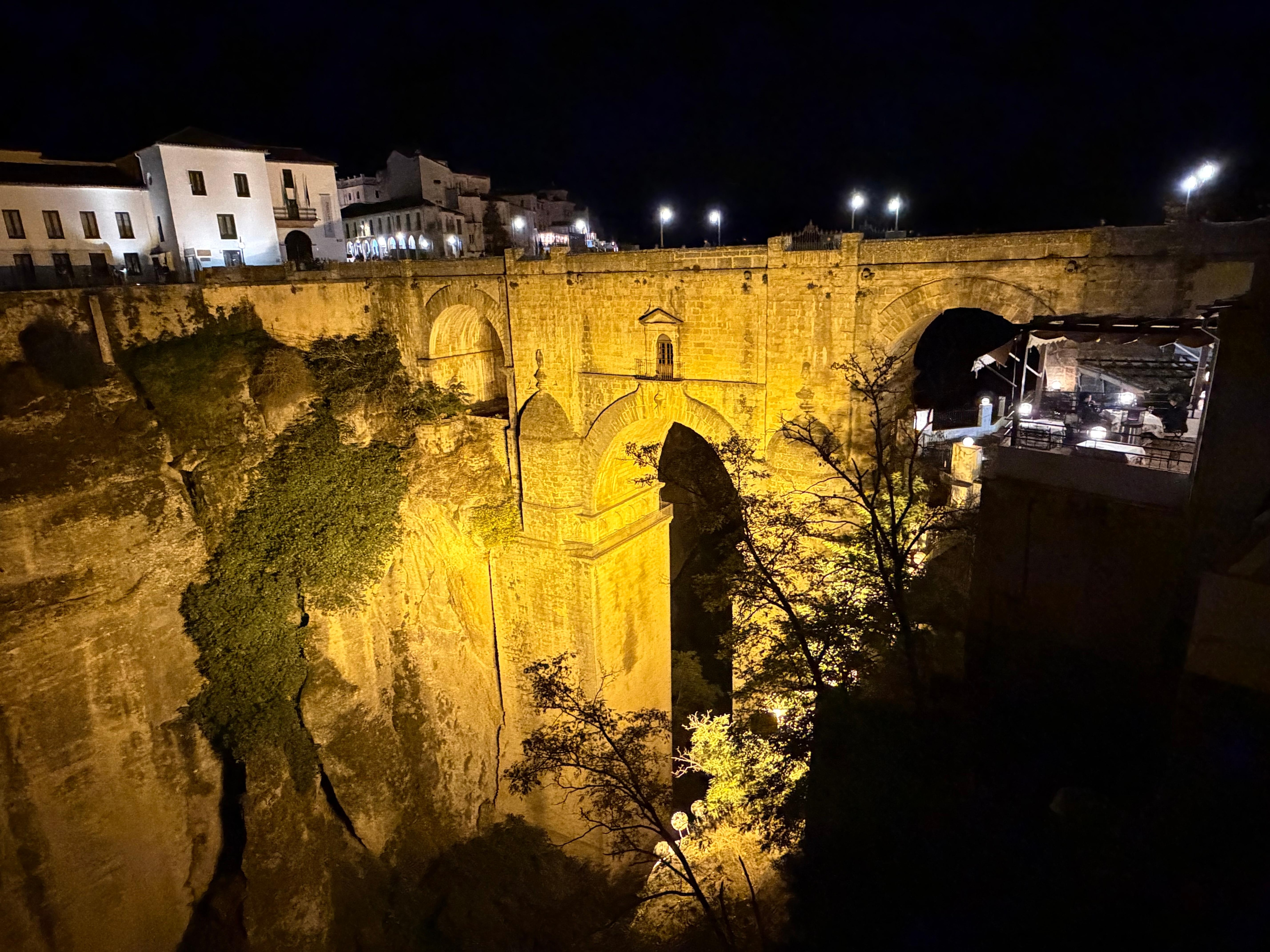 部屋から夜景が楽しめます
