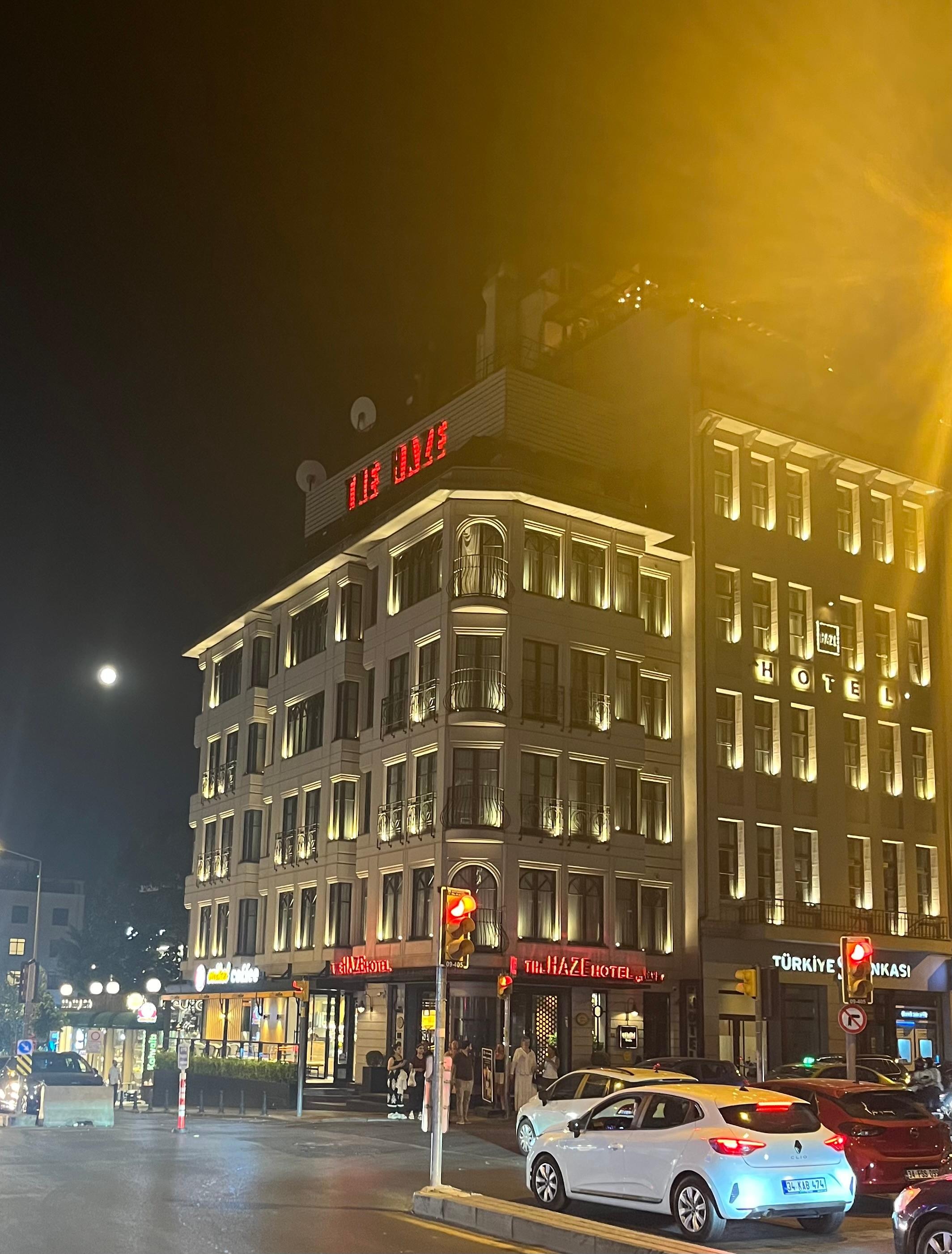 Le Haze Karakoy