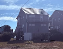 Back & side of house on corner lot