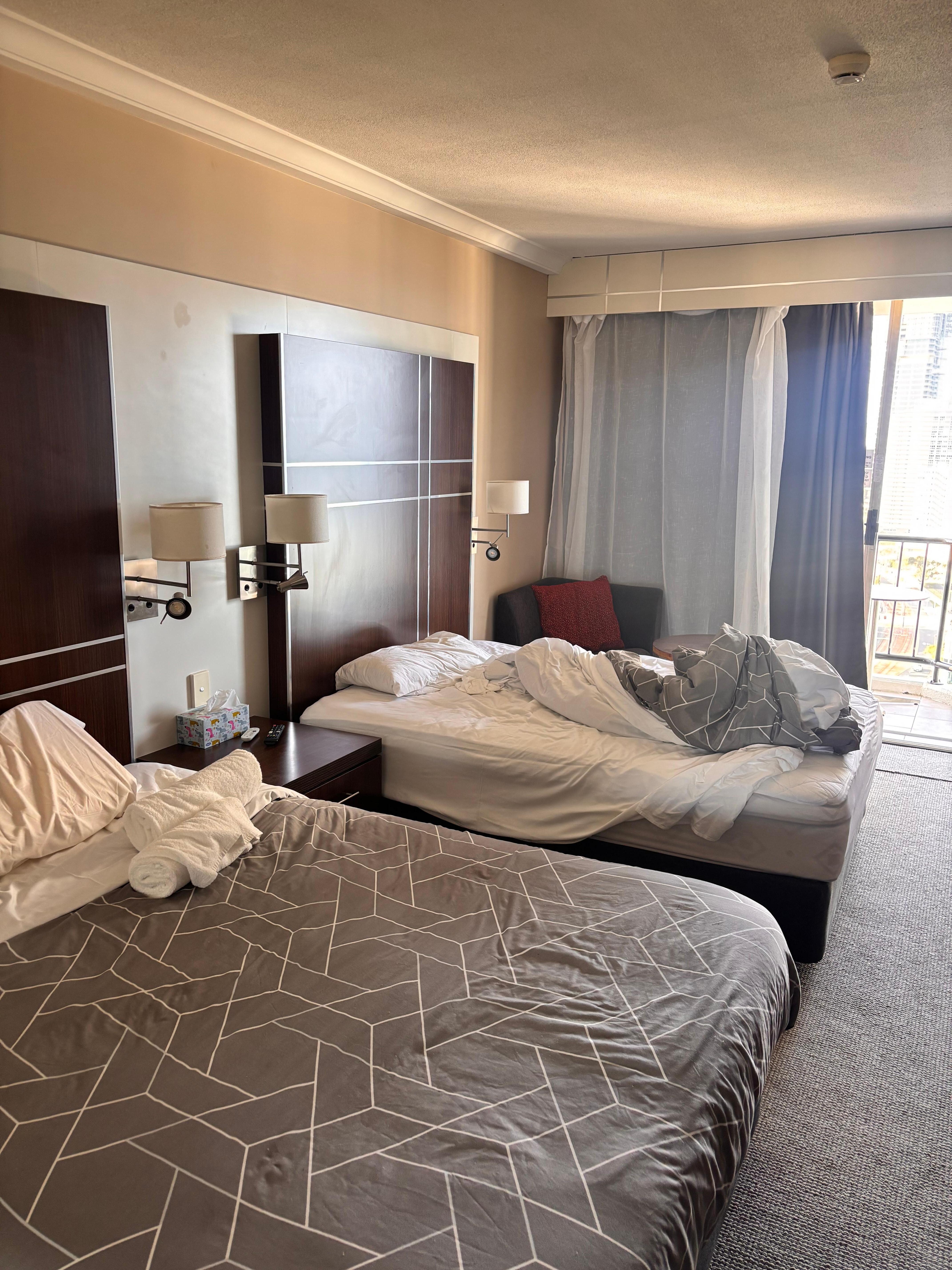 The state of the apartment complex hen checking in. 