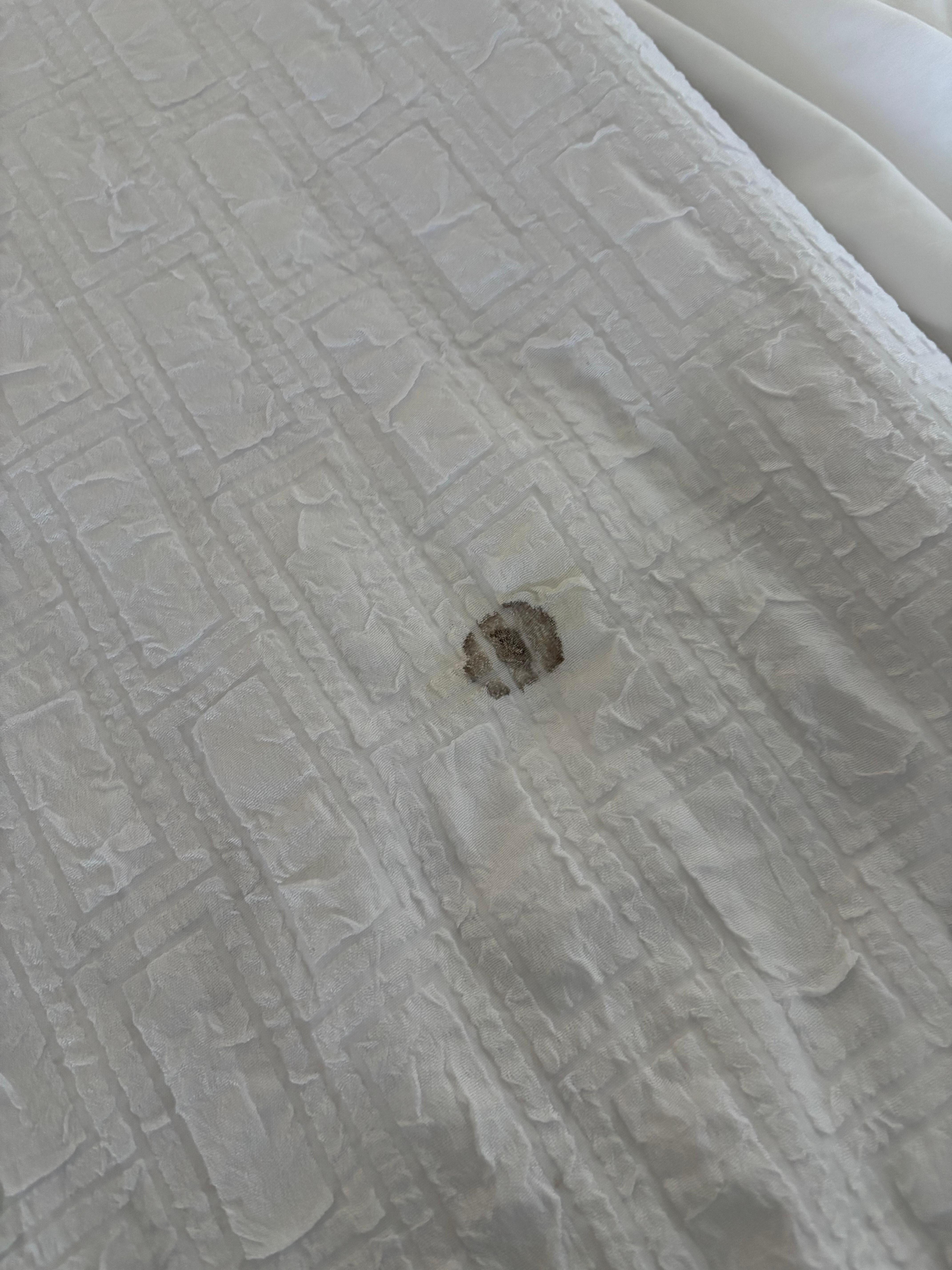 This was the top sheet when we first entered the room