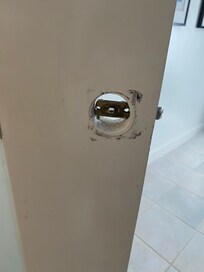 Doors handles fell off on my hands the very first day of my stay. :(