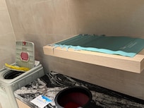 運動區的淋浴間有貼心設備