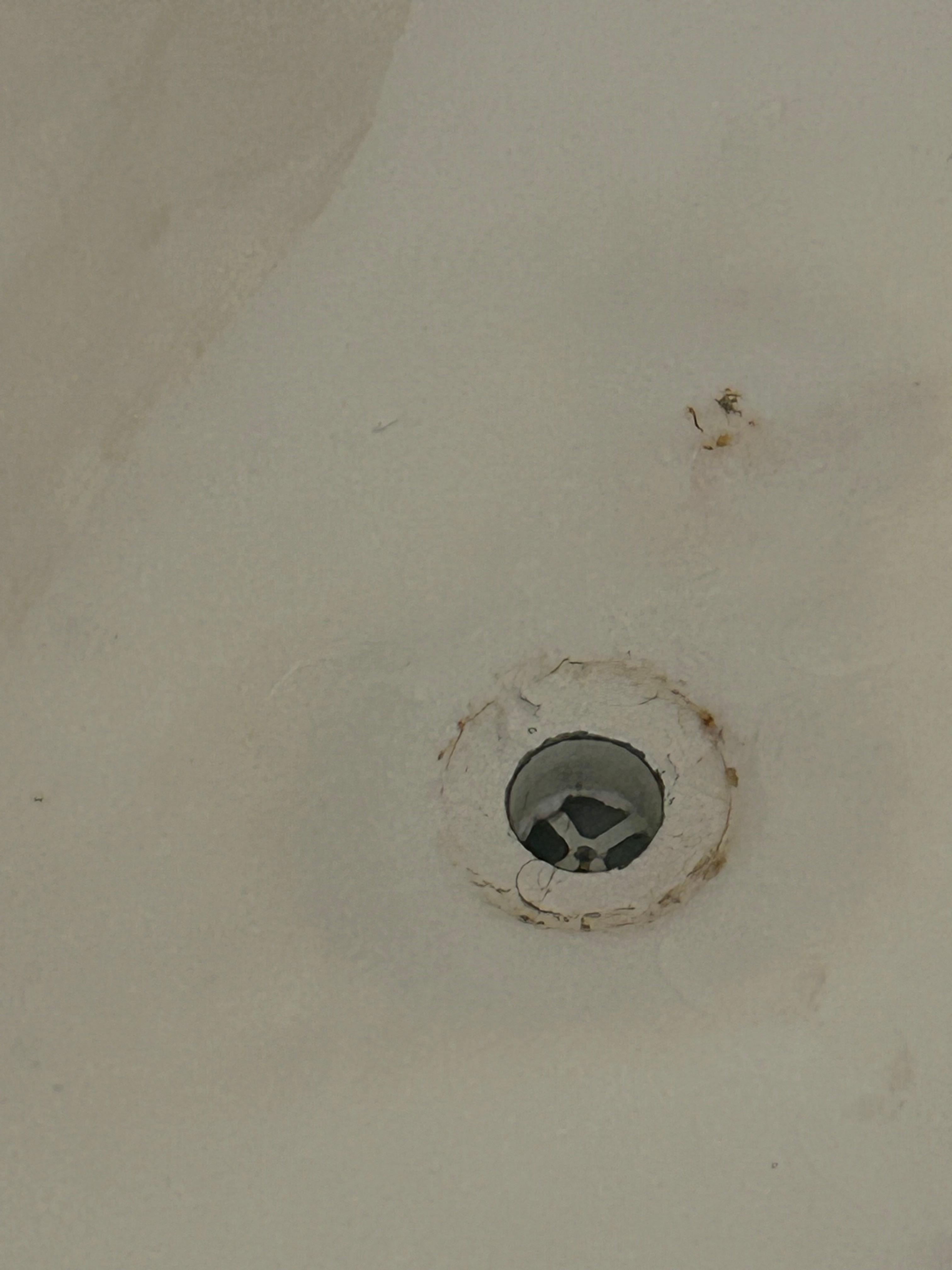 Tub looked dirty