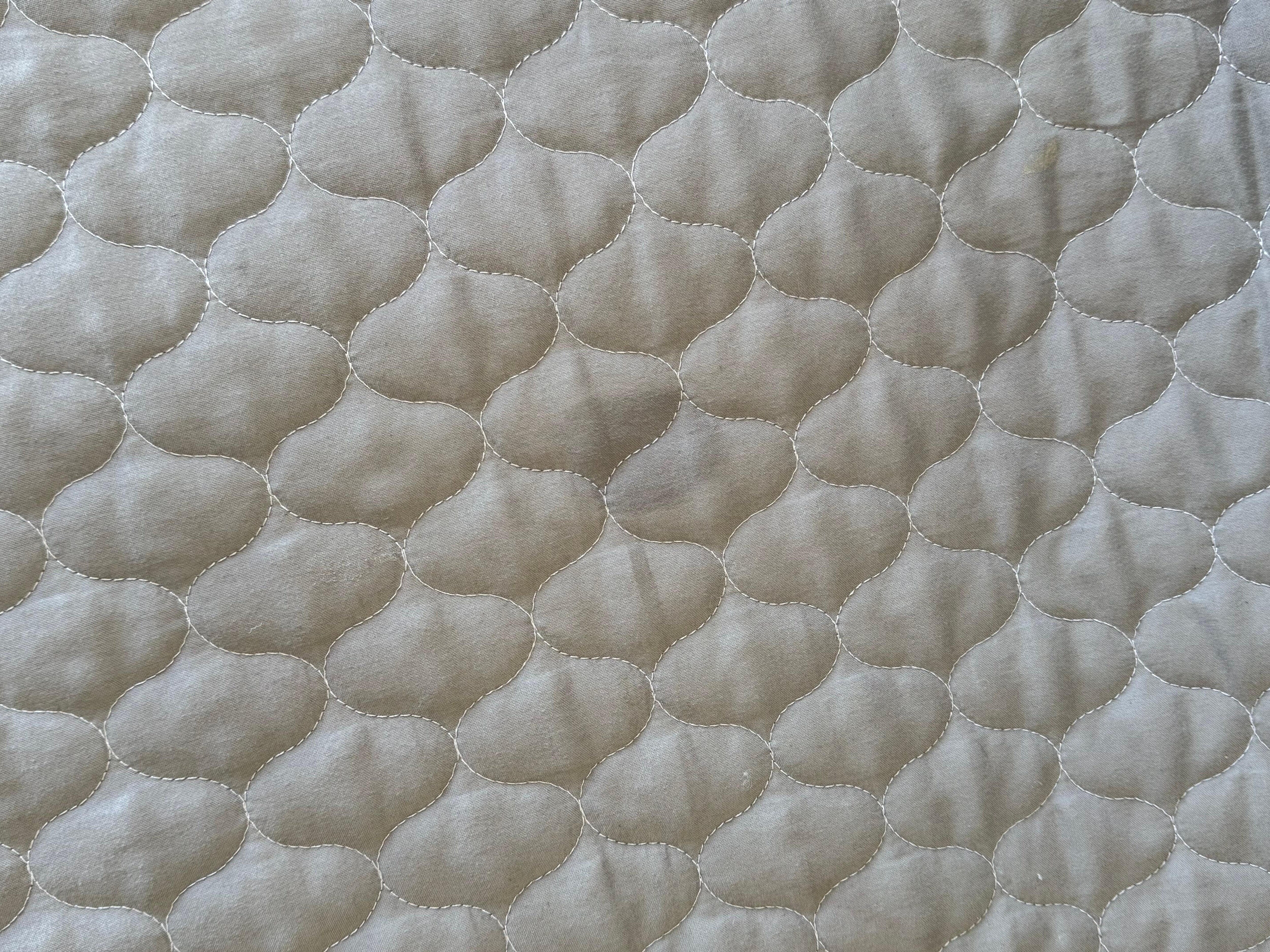 Gordura na roupa de cama