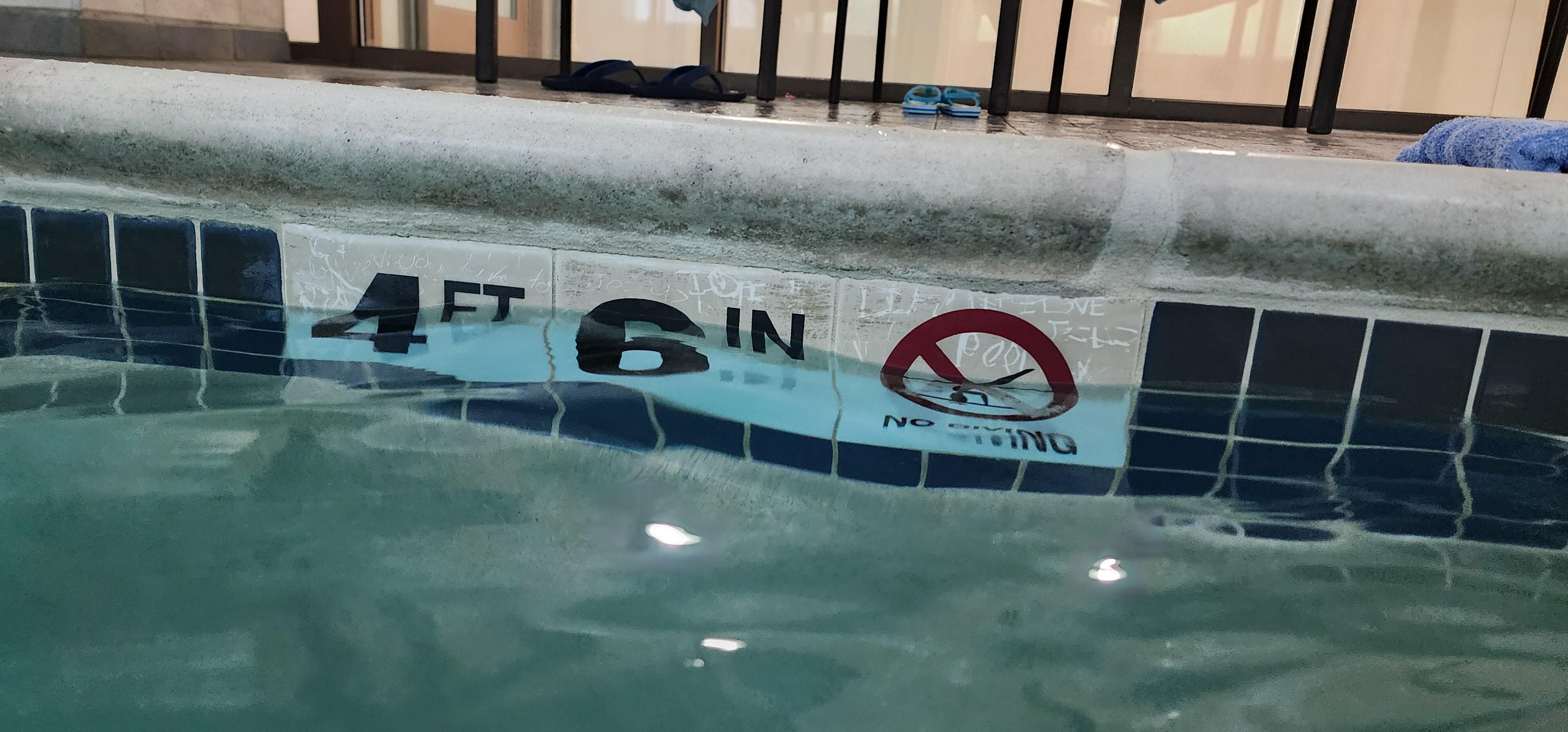 Filthy pool 