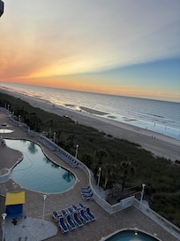 Beautiful sun rises on the beach, everyday!!
