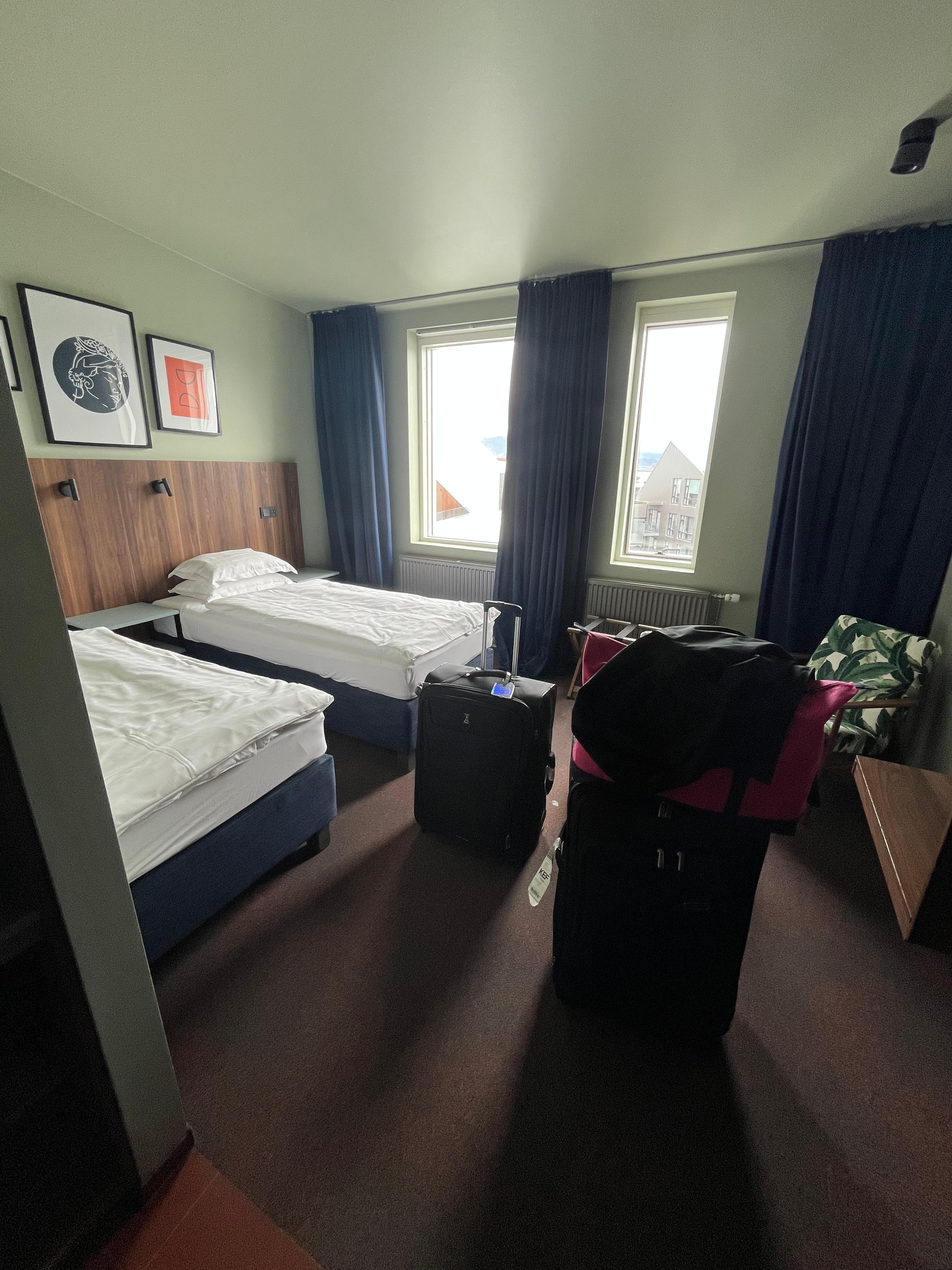 Clean rooms, mini fridge, bathroom