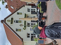 Im Hafen ist immer reger Betrieb.