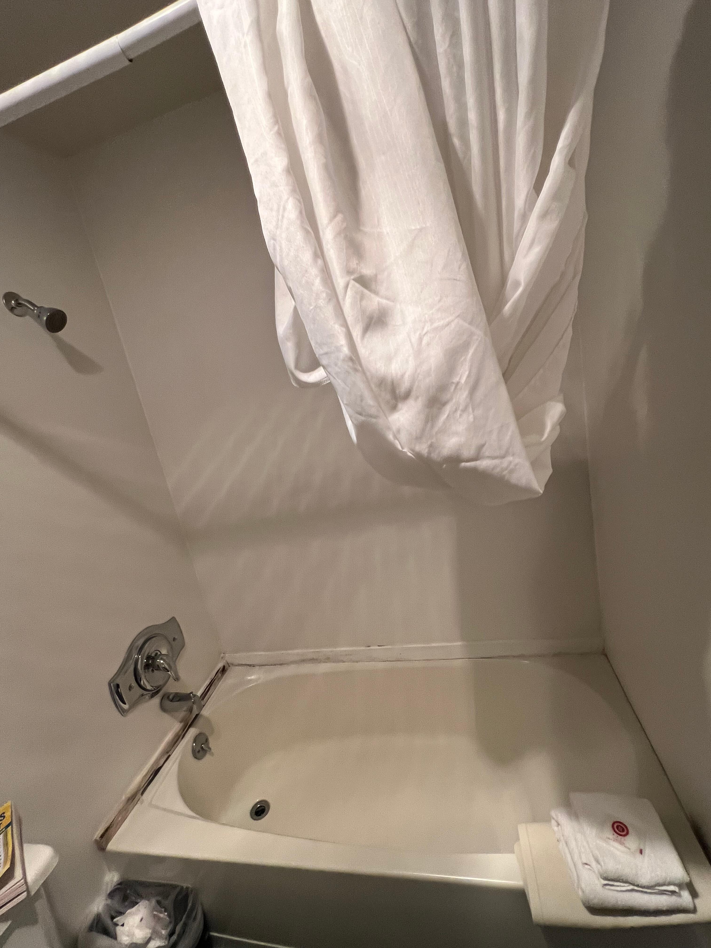 Bathtub