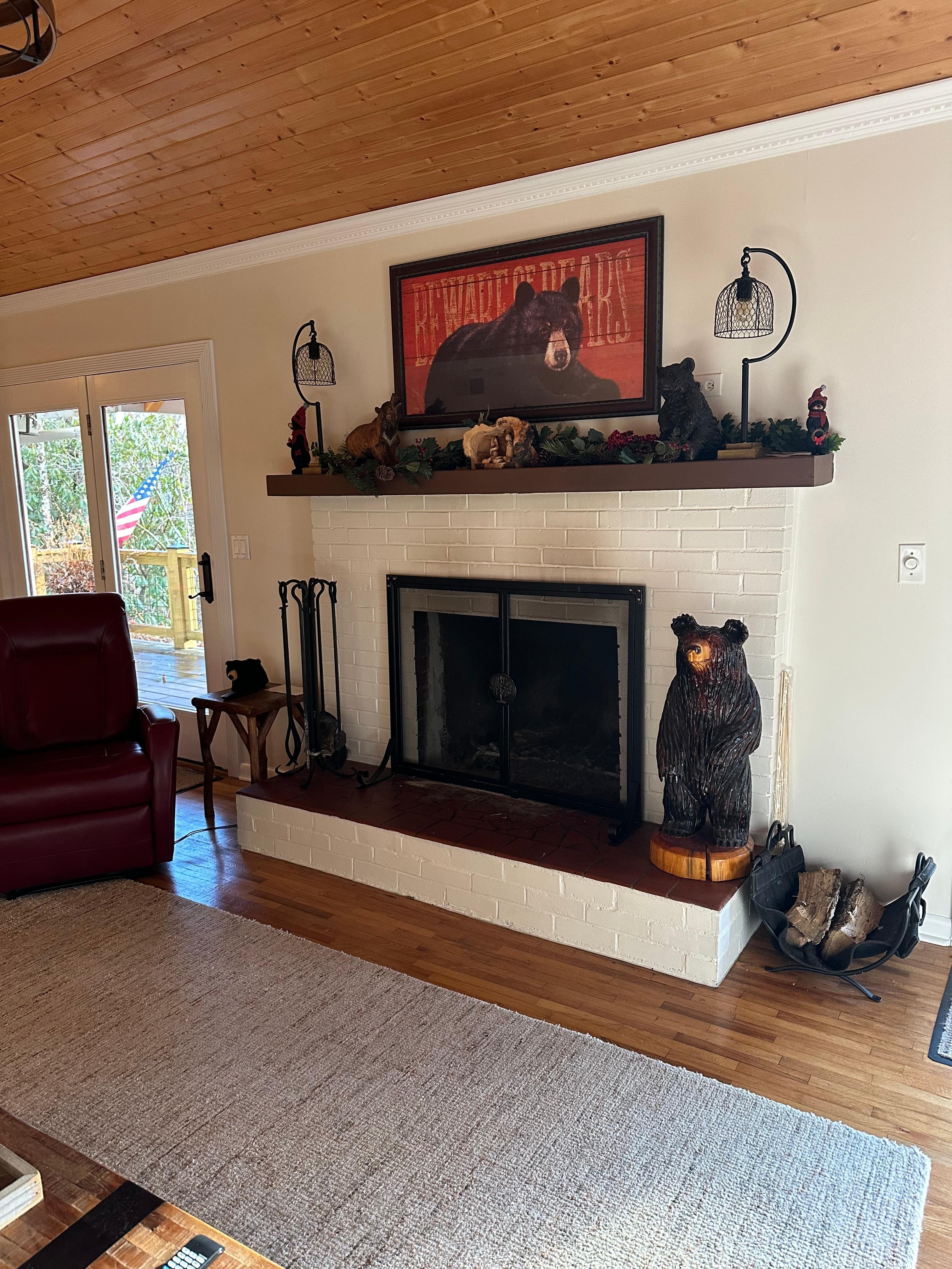 Little bears decorated the place. So cute!!