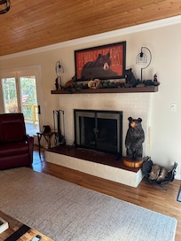 Little bears decorated the place. So cute!!