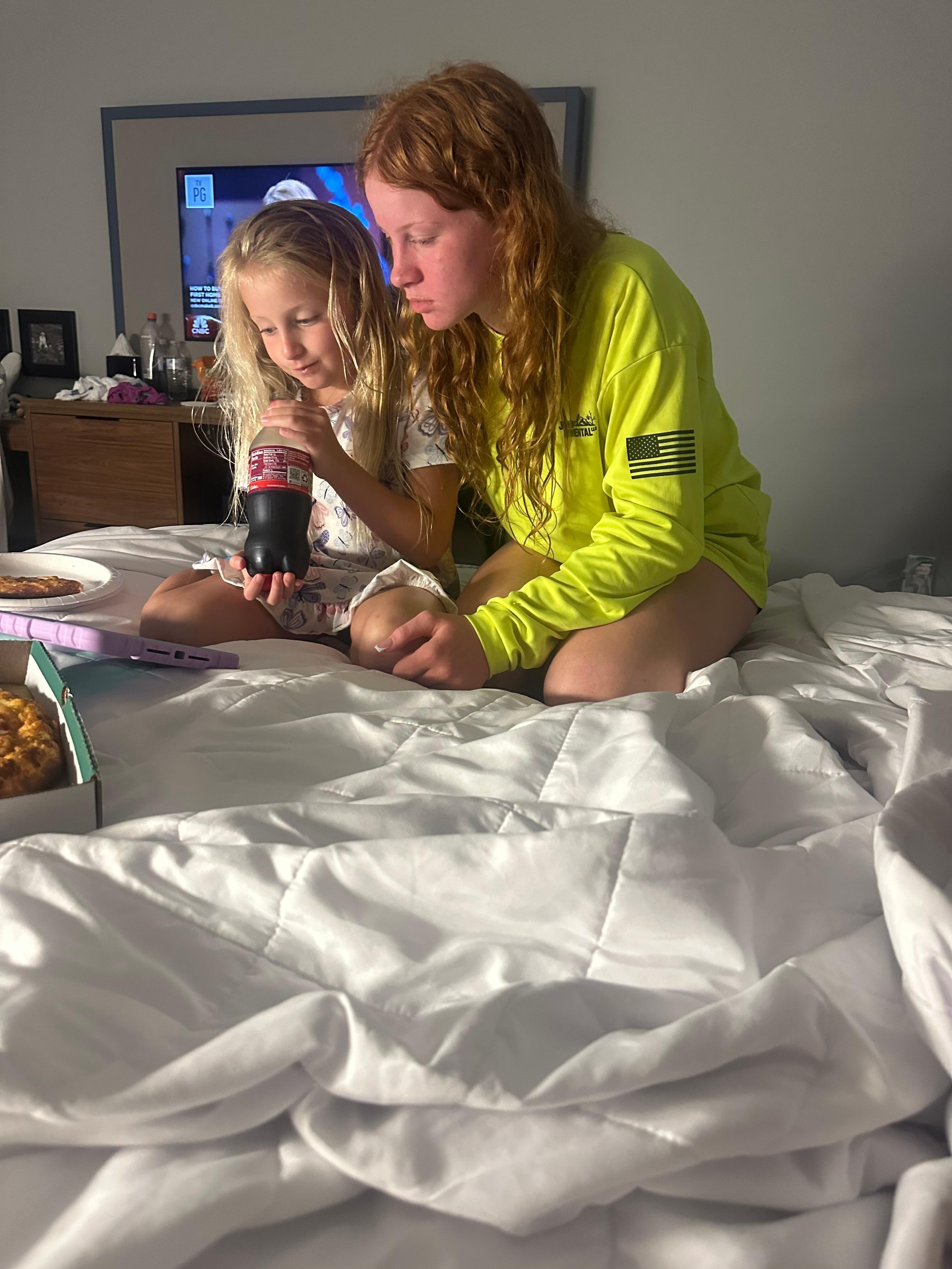 Sister loving each other for a minute LOL