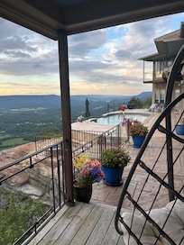 Back porch view to the north.