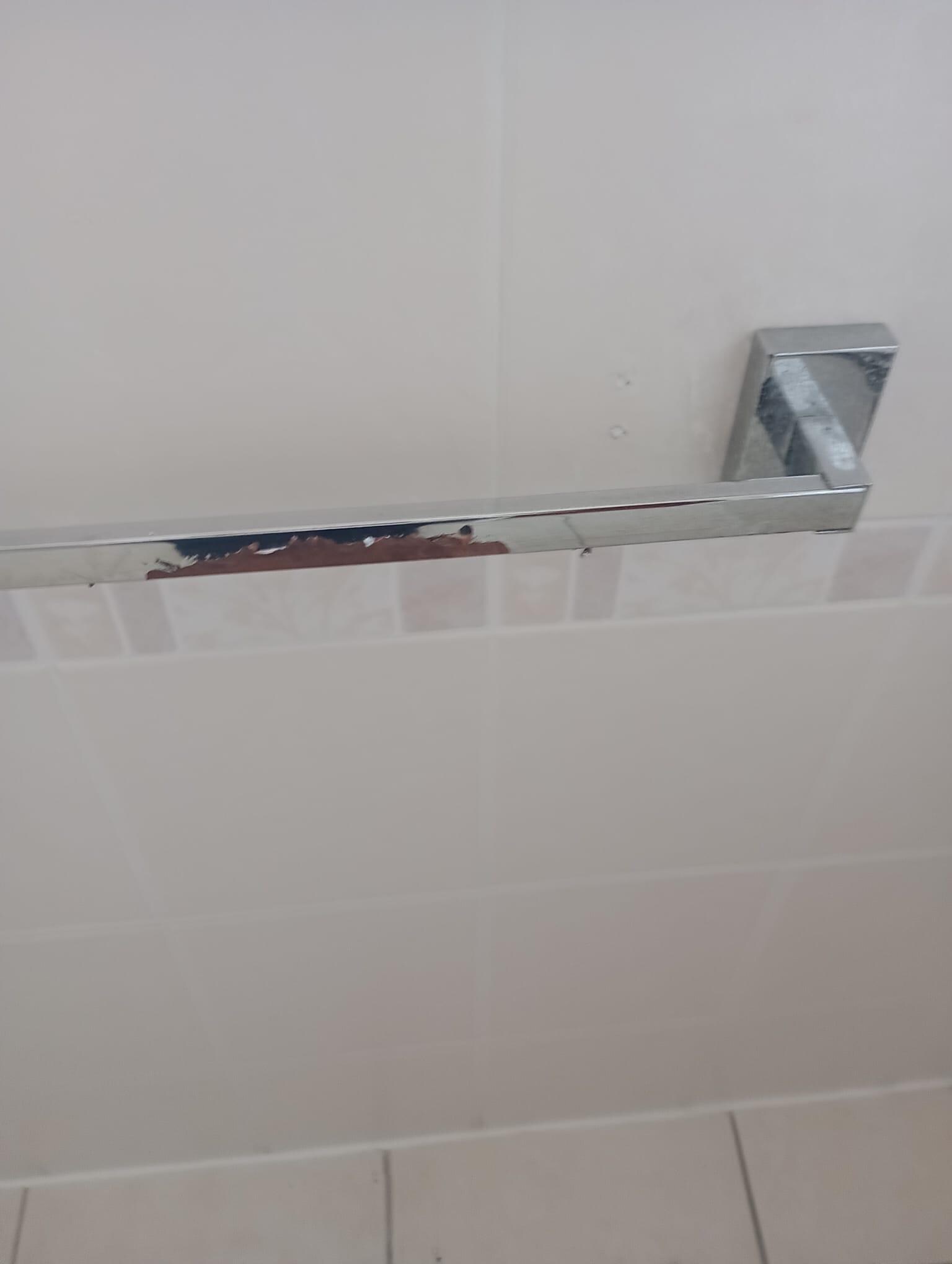 Dirty towel rail