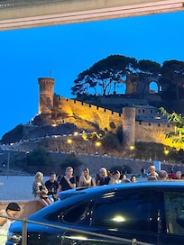 Tossa at night