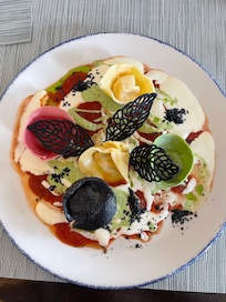 The pasta and pizza from the Italian restaurant Aqua is perfect