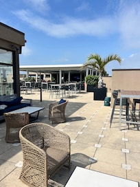 The roof top area with a bar, food and live music was a bonus , loved this area!
