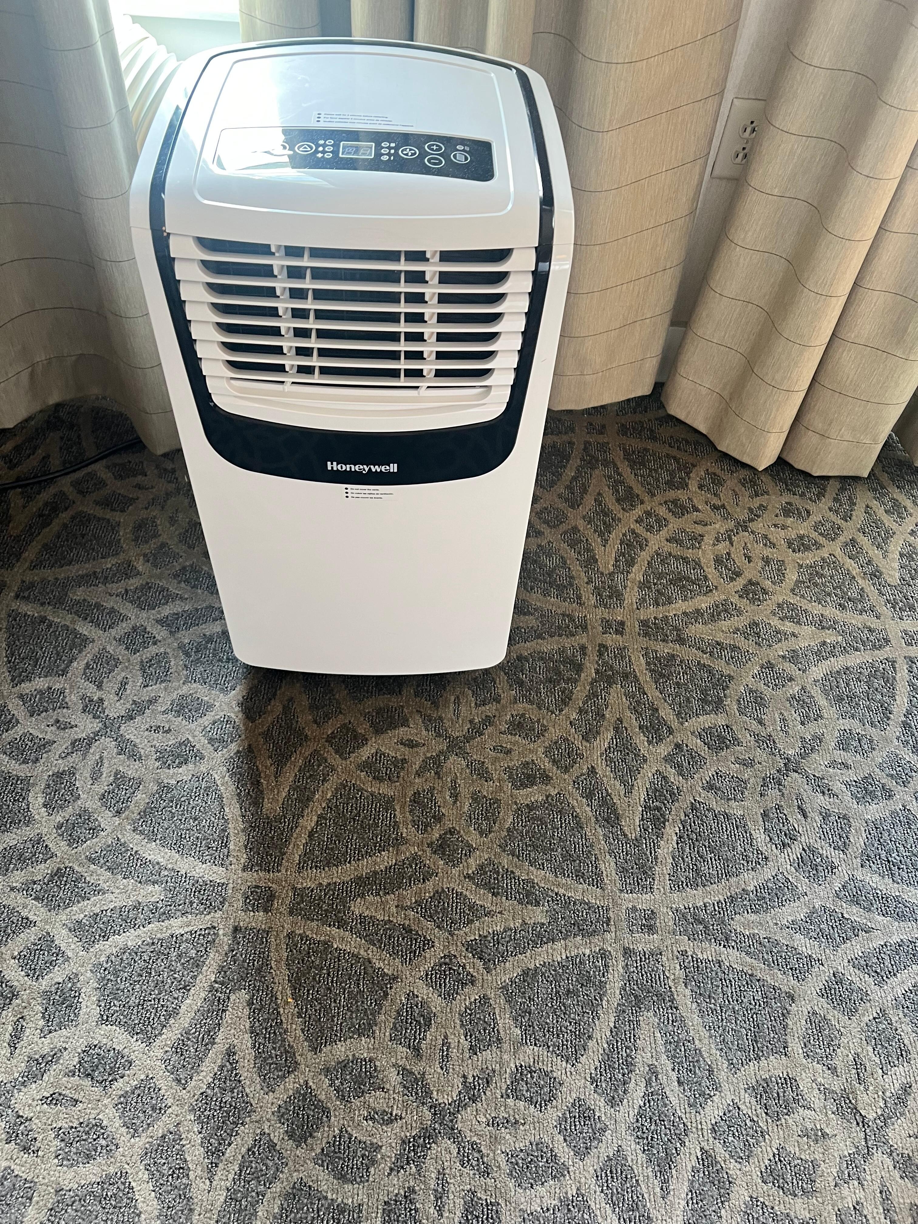 The secondary air conditioning unit was non-functional, causing extreme heat and preventing me from sleeping. The television also did not work; amid an unfolding international crisis, I was unable to watch the new