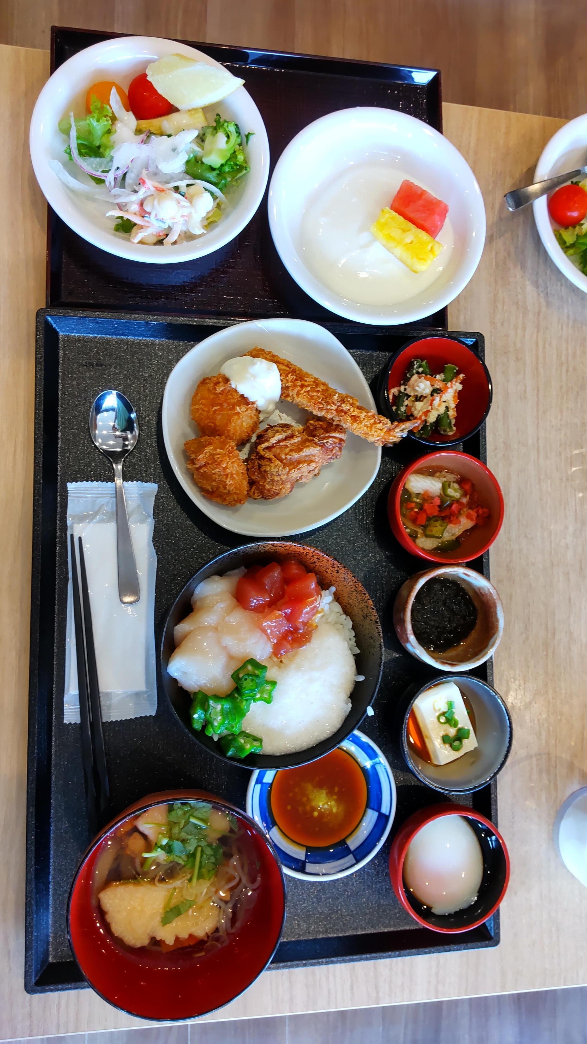 貝柱のお刺身がとても美味しかった