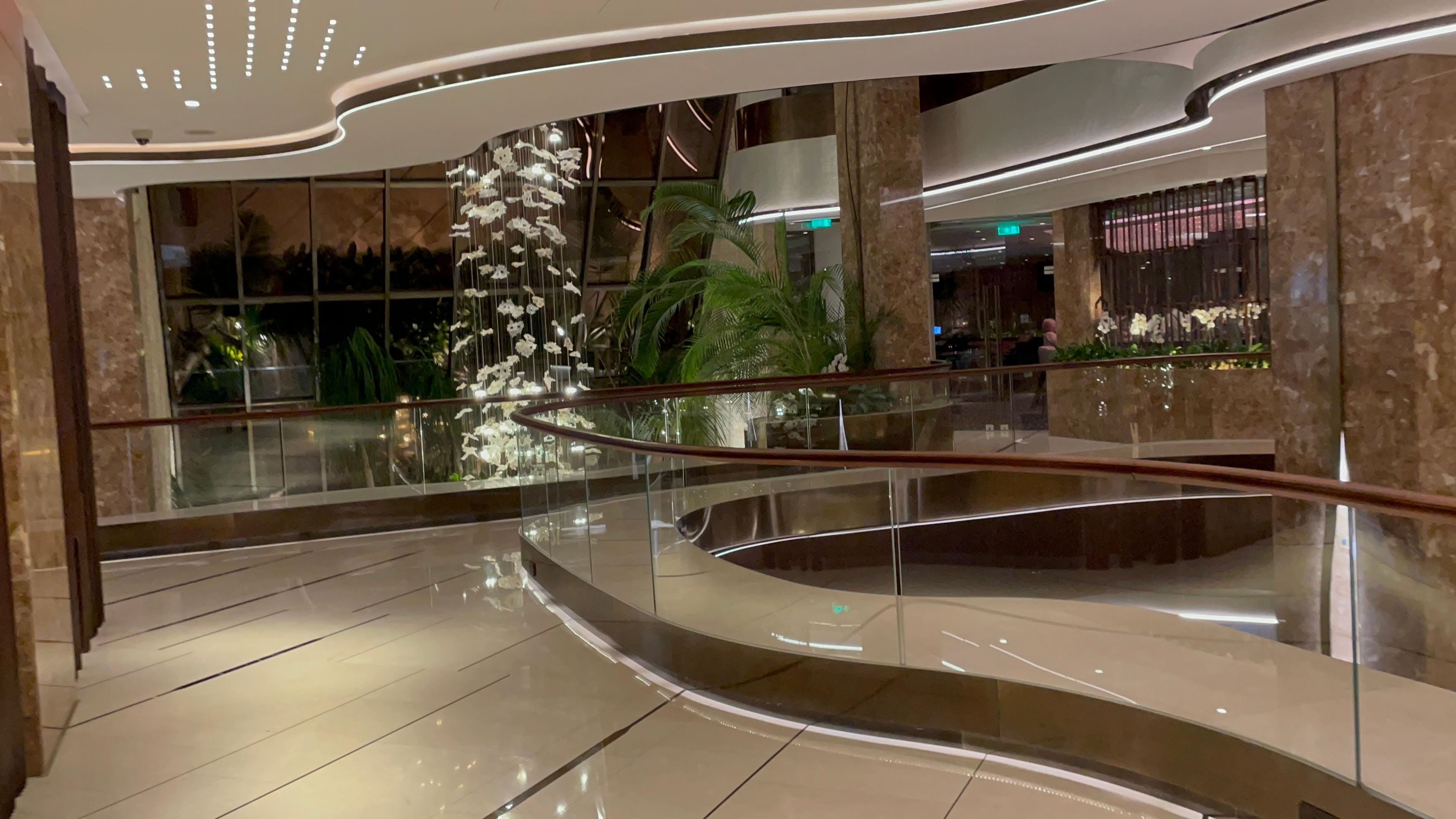 Pure 5  star cool elegance 